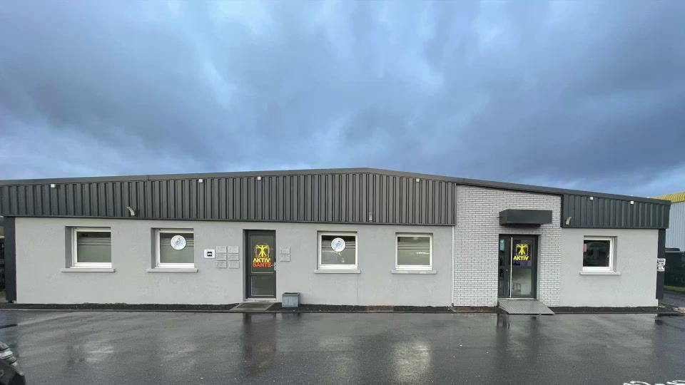 FACADE AKTIV CENTER